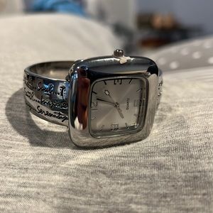 NEW Stainless steel—Watch w/engravings (“wish,” “serenity,” “hope”)